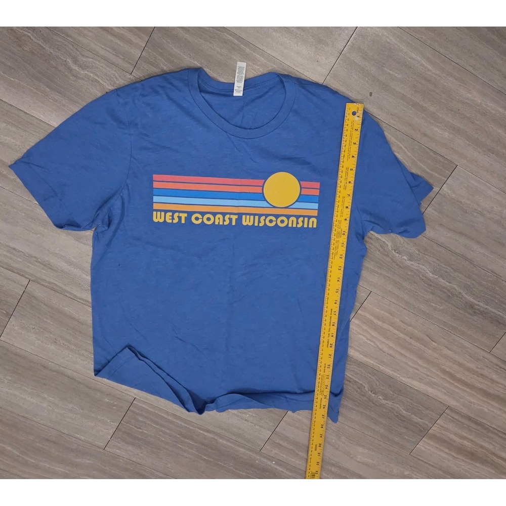 Bella Canvas West Coast Wisconsin Graphic T-Shirt Blue XL Retro Sun Striped Tee